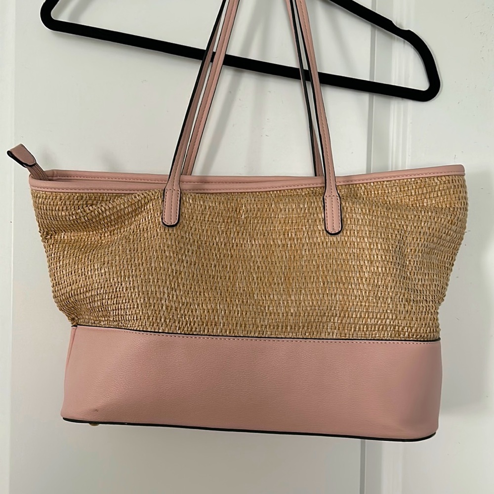 Izzy and Ali straw and leather bag